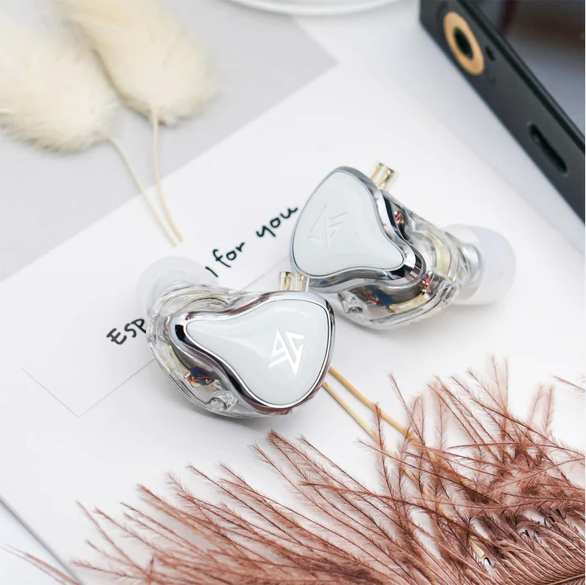 Ergonomic KZ ZAS 7BA+1DD earpiece designed for comfortable wear.
