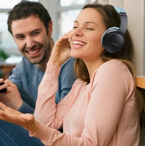 Laselan earpads boost daily comfort for long listening sessions.