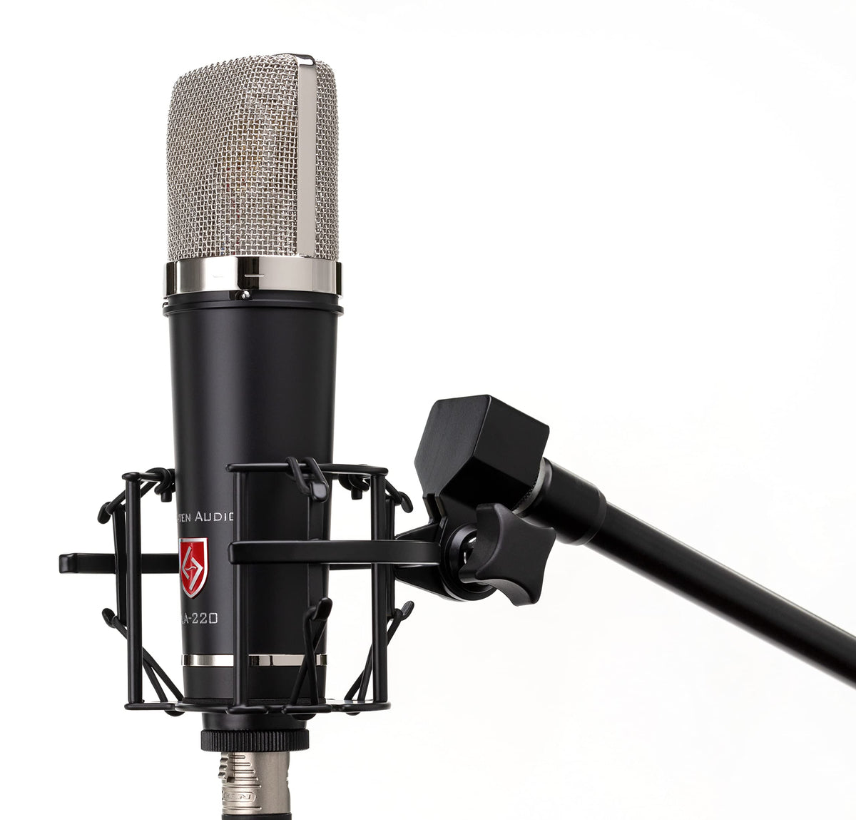 LA-220 V2 delivers modern clarity for precise vocal and instrument tracks.