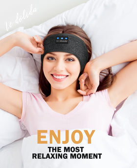 LC-dolida side profile on pillow demonstrating comfortable side-sleep benefit