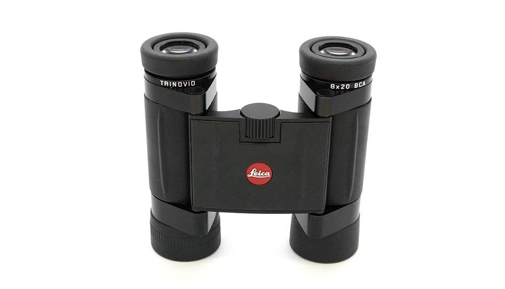 Leica Trinovid 8x20 BCA offers wide field of view for nature observation.