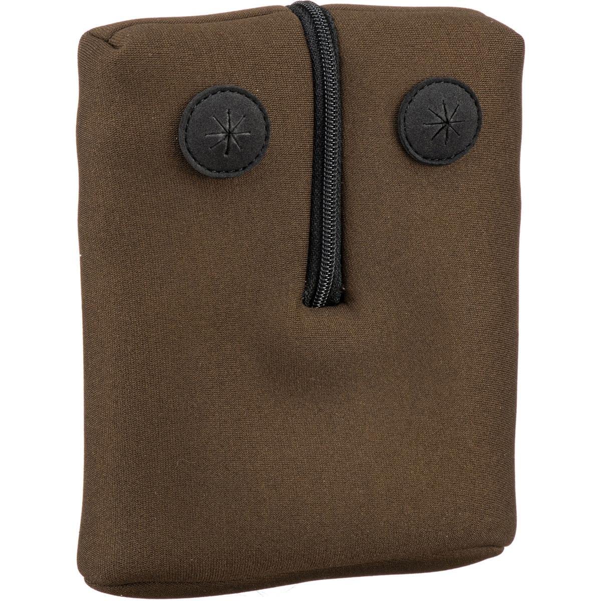Leica Trinovid HD 10x32 binoculars carrying-case image highlights protection and easy transport.
