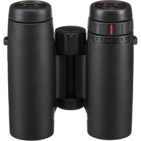 Leica Trinovid HD 10x32 binoculars overall balance ensures steady sight in handheld viewing.