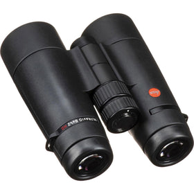 Leica Ultravid HD-Plus 8x42 rugged armoring provides a secure, comfortable grip.
