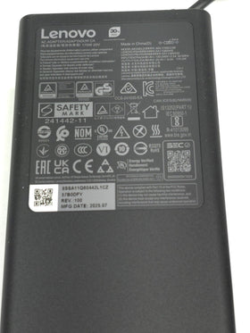 Lenovo Legion 5 15IRX10 ready for extended sessions with dependable power