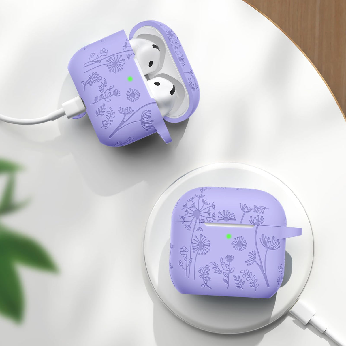 Lerobo AirPods 4 case provides full-body protection against drops.