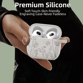 Lerobo AirPods 4 case with cleaning pen kit included for easy maintenance.