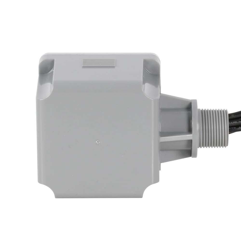 Leviton R2120-B LED status closeup showing operational indicators for quick on-site condition checks and safety