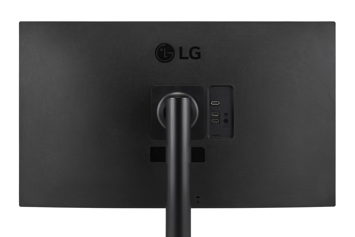 LG 32UR550K-B immersive gaming audio with Waves MaxxAudio for richer sound.