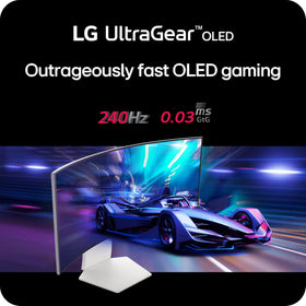 LG 34GS95QE 800R curved display surrounding the action