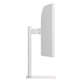 LG 40U990A-W built-in speakers deliver richer sound without external audio.