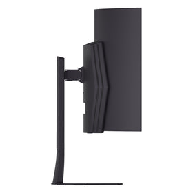 LG 45GX900A G-SYNC and FreeSync compatibility for tear-free play.