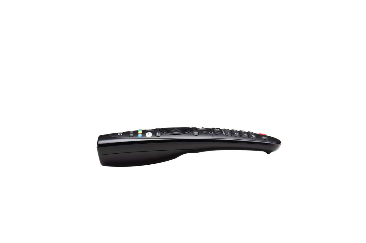 LG Magic Remote packaging and label showing model and compatibility benefits