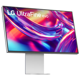 LG UltraFine evo 6K built‑in speakers deliver clear audio.