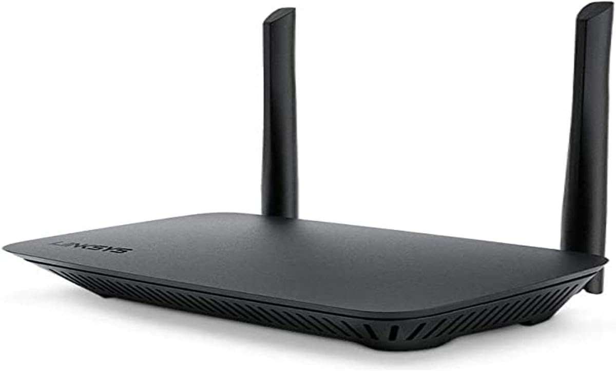 Linksys E5350 front view showing LEDs and antennas for reliable home coverage