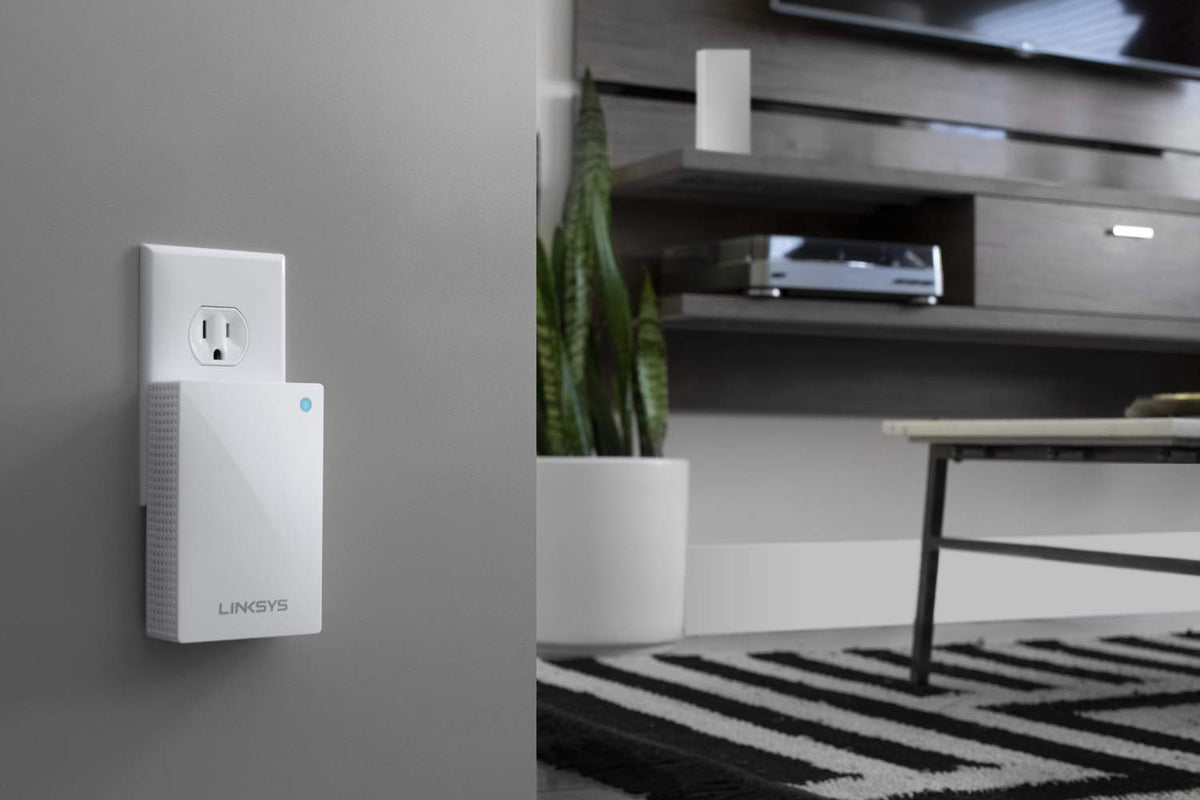 Linksys Velop side profile close‑up showing plug detail and space‑saving benefit
