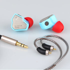 Linsoul Salnotes Zero 2-pin gold-plated connector for reliable connections