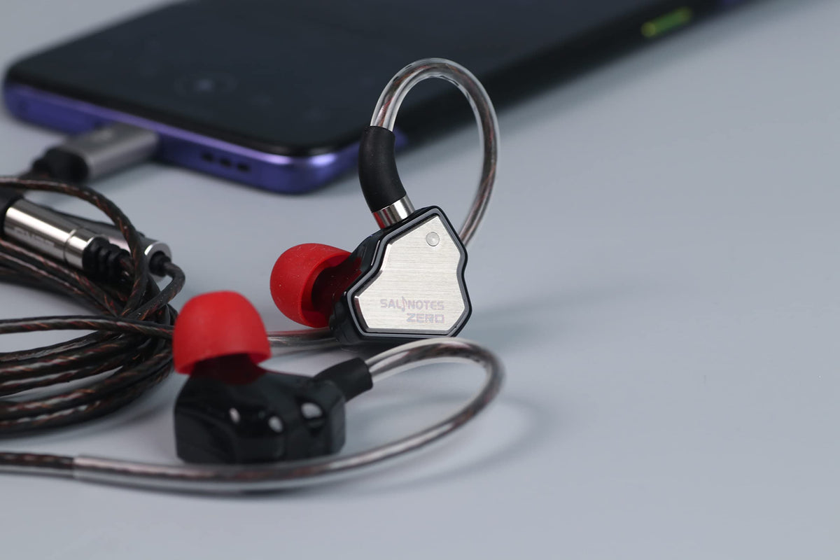 Linsoul Type‑C plug with inline mic for convenient calls and device compatibility