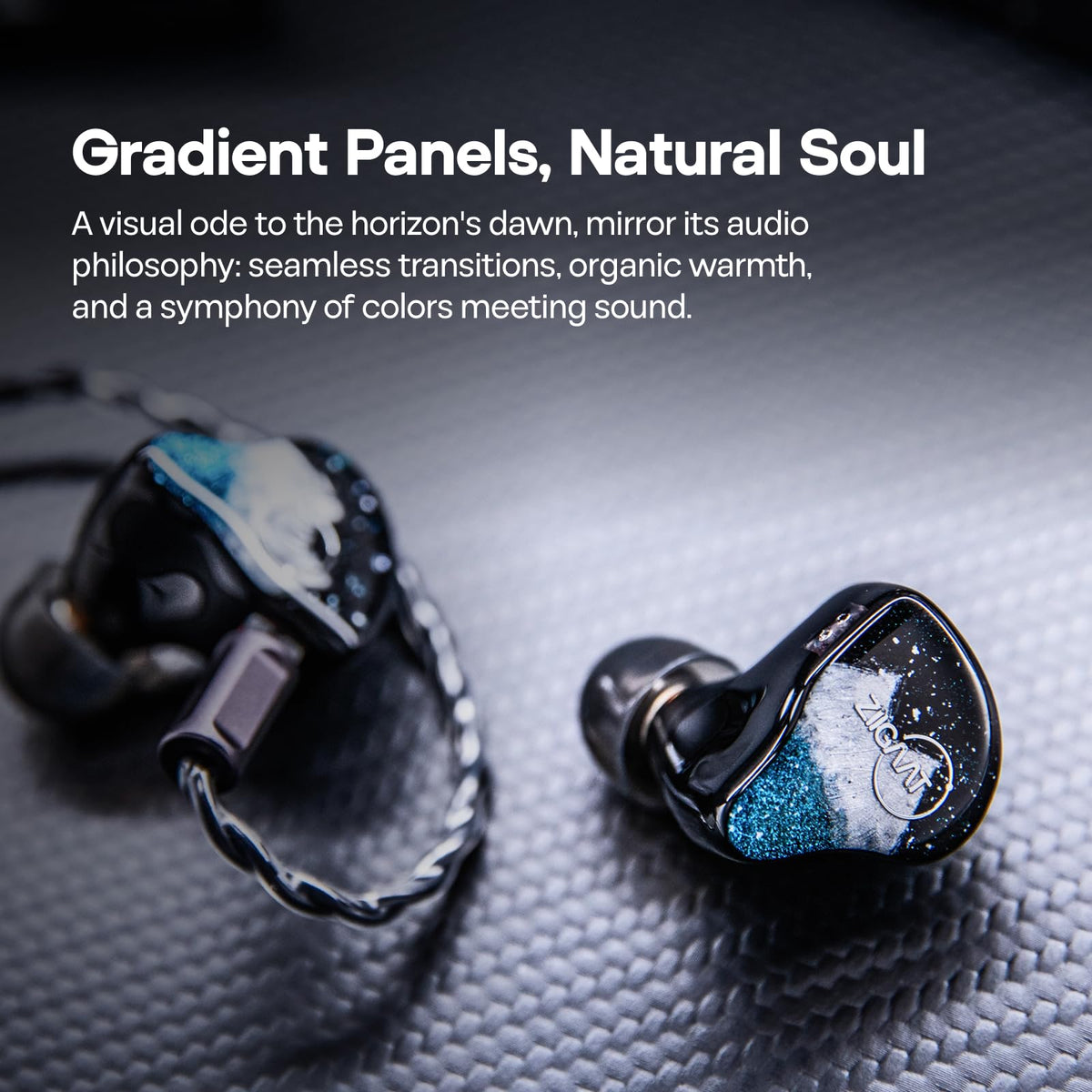 Linsoul Horizon interchangeable cable with silver-plated copper for clean signal.
