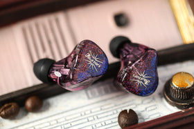 Linsoul Kiwi Ears Forteza three-way crossover promotes balanced, rich sound across frequencies.