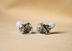 Linsoul Kiwi Ears Orchestra Lite compact shell design for comfortable on-ear wear.