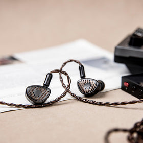 Expanded soundstage and clear imaging for gaming and music