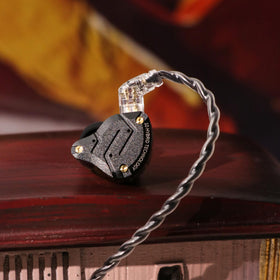 Linsoul earbuds in gaming setup showing clear positional audio and immersive gaming benefit