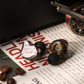 Linsoul retail box and included accessories highlighting ready-to-use package contents