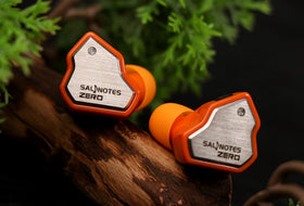 Linsoul Salnotes Zero stainless steel faceplate, durable build for long-term daily use.