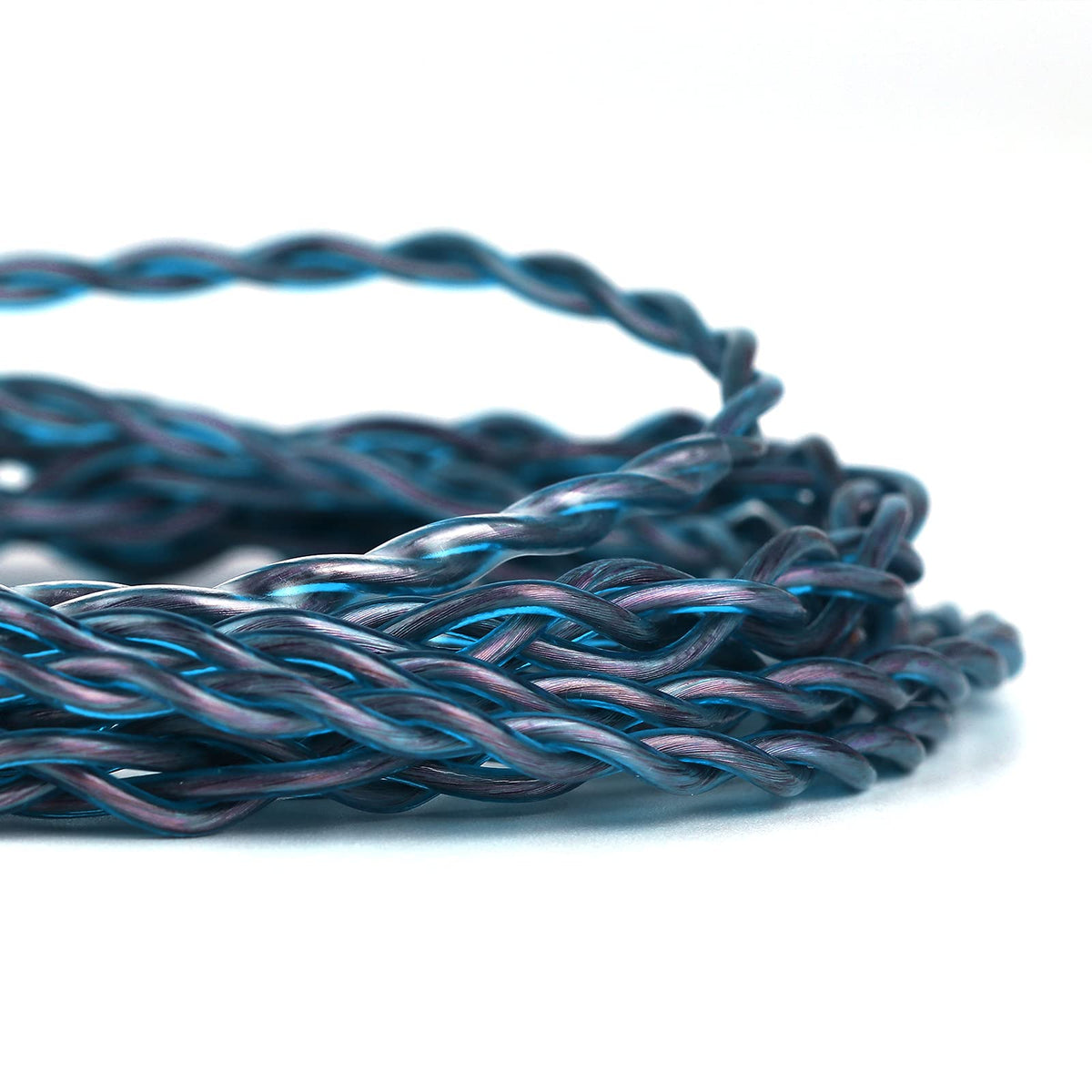 Linsoul Tripowin Altea close-up of 6N OCC litz and indigo jacket highlighting purity and comfort
