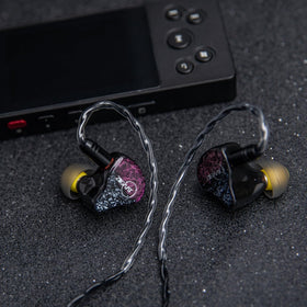 Linsoul ZiiGaat Odyssey packaging reflects professional audio craftsmanship.