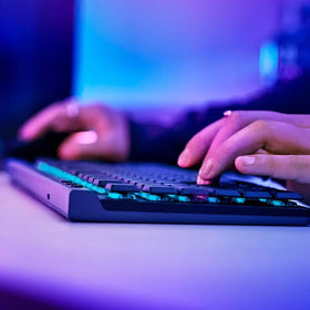 Logitech G515 LIGHTSPEED tri-mode connectivity for seamless gaming
