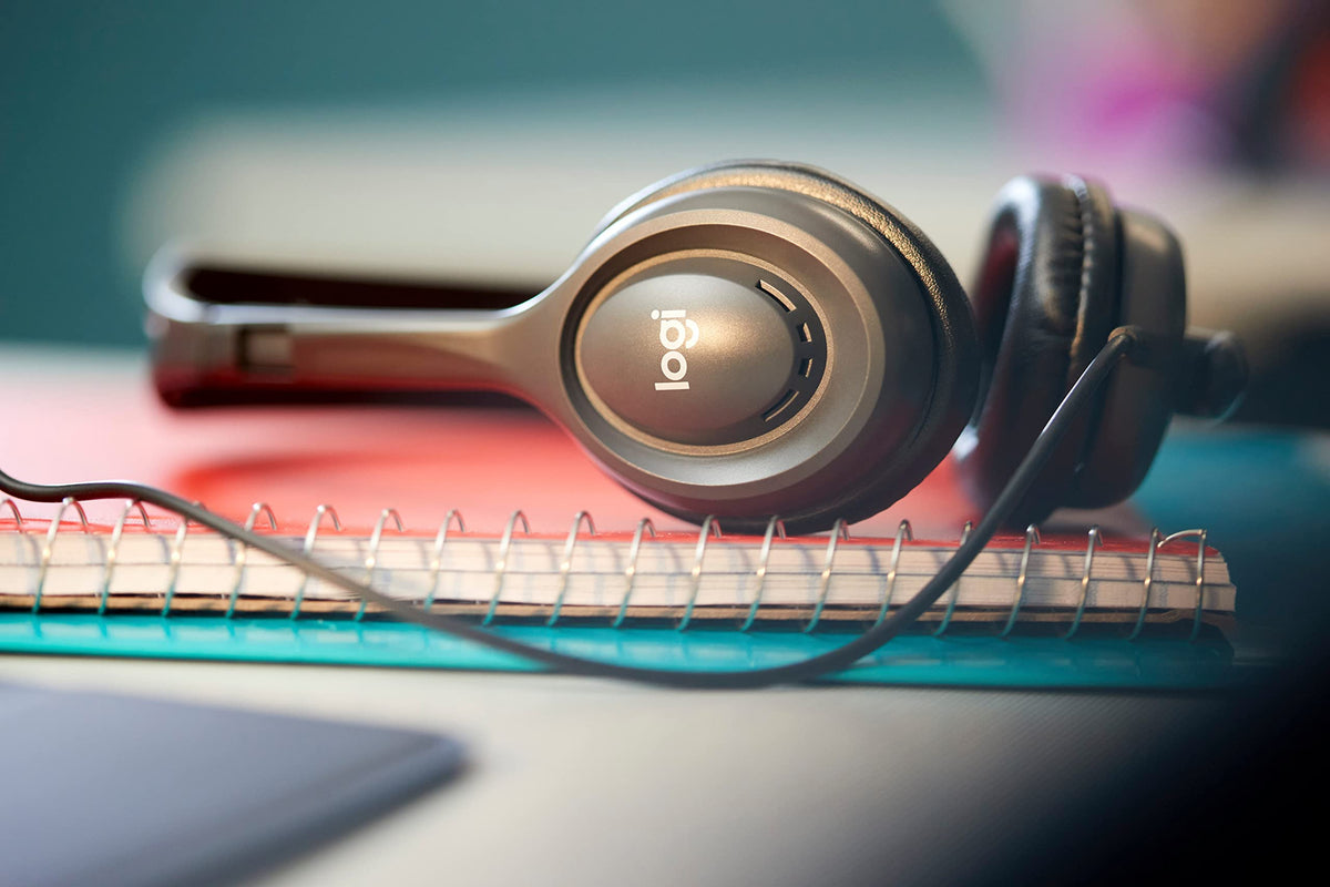 Logitech H111 adjustable headband side view providing a secure, customizable fit