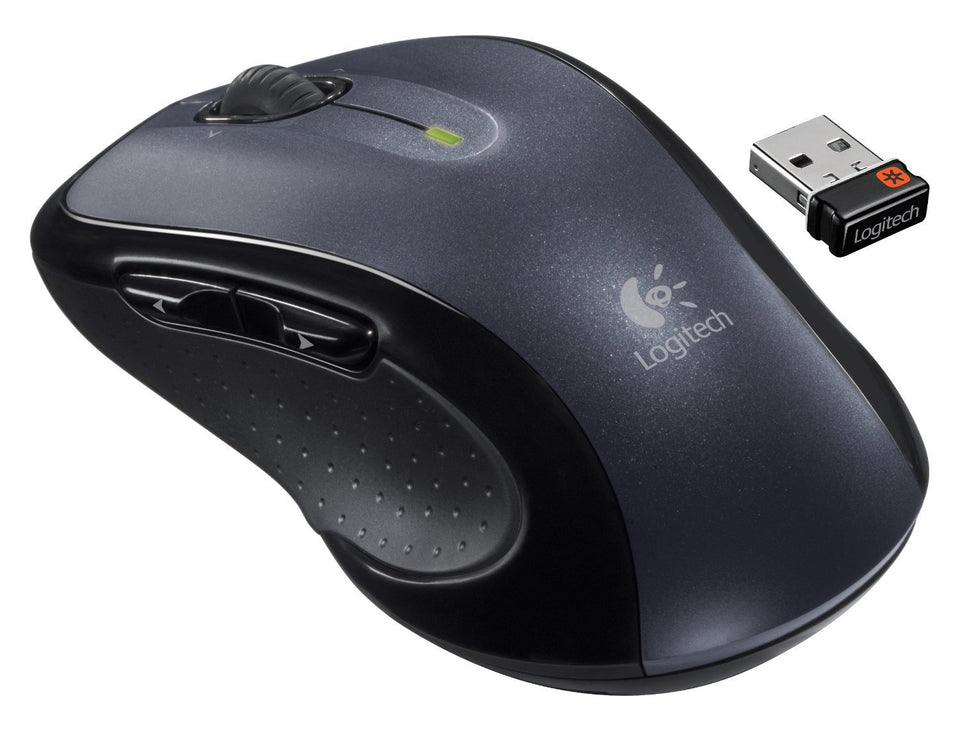 Logitech M510 front view showing buttons and ergonomic shape, comfortable control