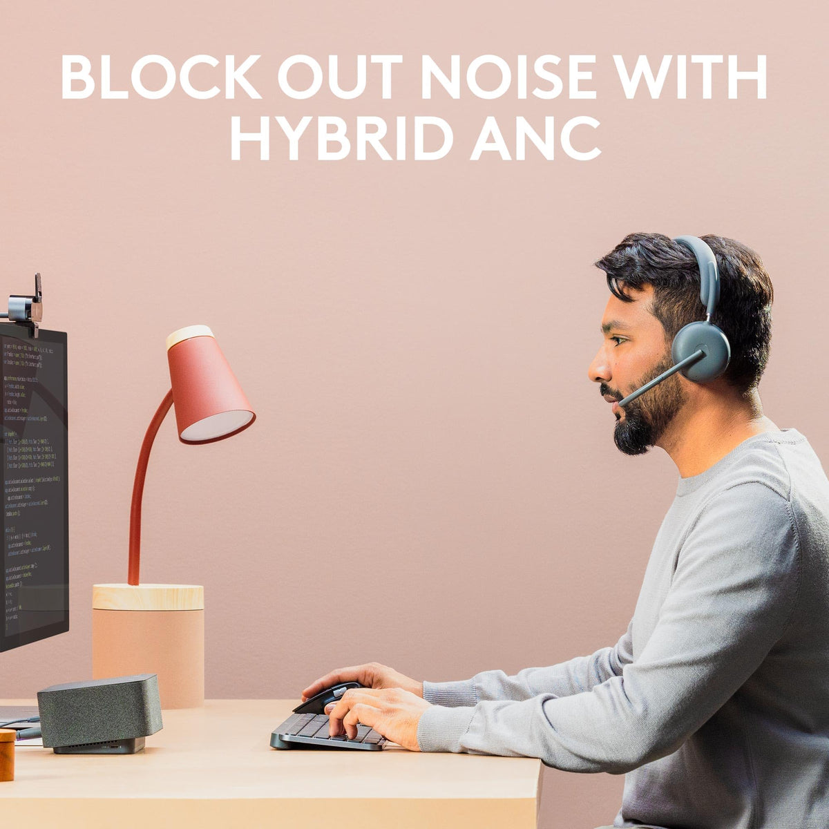 Logitech Zone 950 four noise-canceling mics reduce ambient sounds