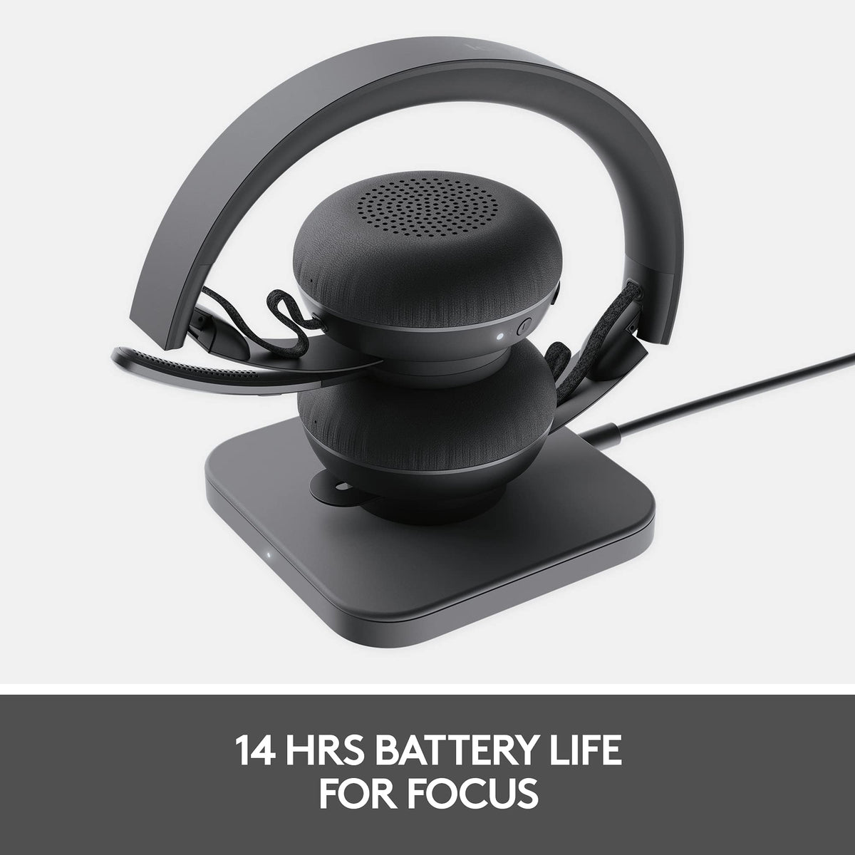 Logitech Zone Wireless Graphite Qi charging indicator demonstrates convenient wireless power.