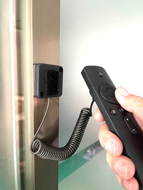 LORADAR tether in use with tablet demonstrating reach and customer interaction