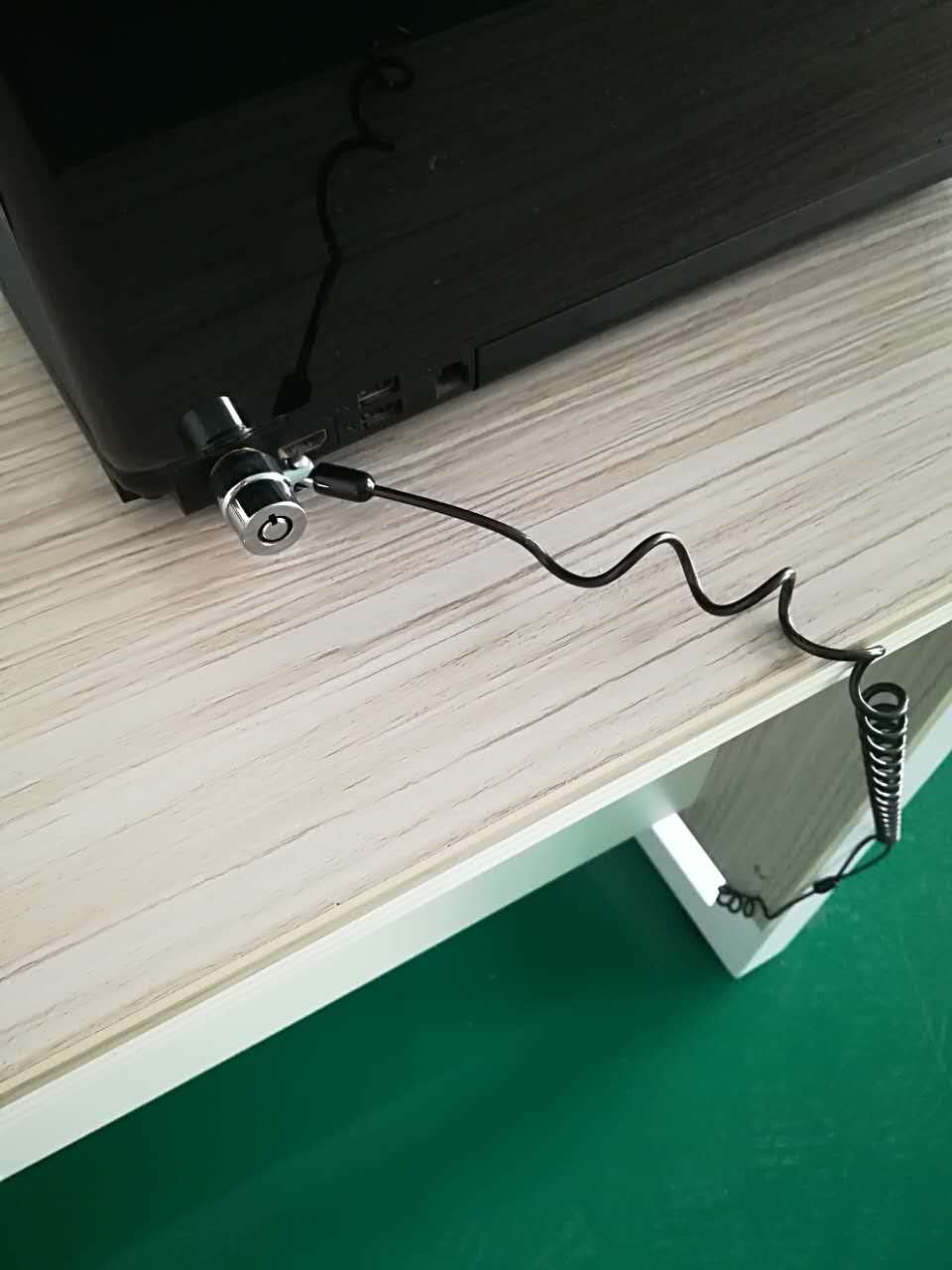 LORADAR tensile cable and locking head demonstrating robust security under tension