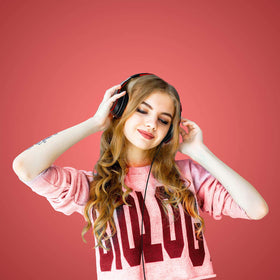 Lorelei X6 compatible with smartphones, tablets, and MP3 players.