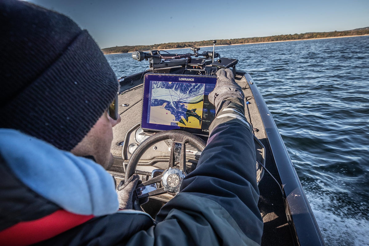 Lowrance HDS PRO 10 connectivity panel enabling smartphone alerts and full boat integration.