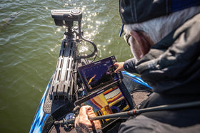 Lowrance HDS PRO 16 smartphone integration for alerts and control.