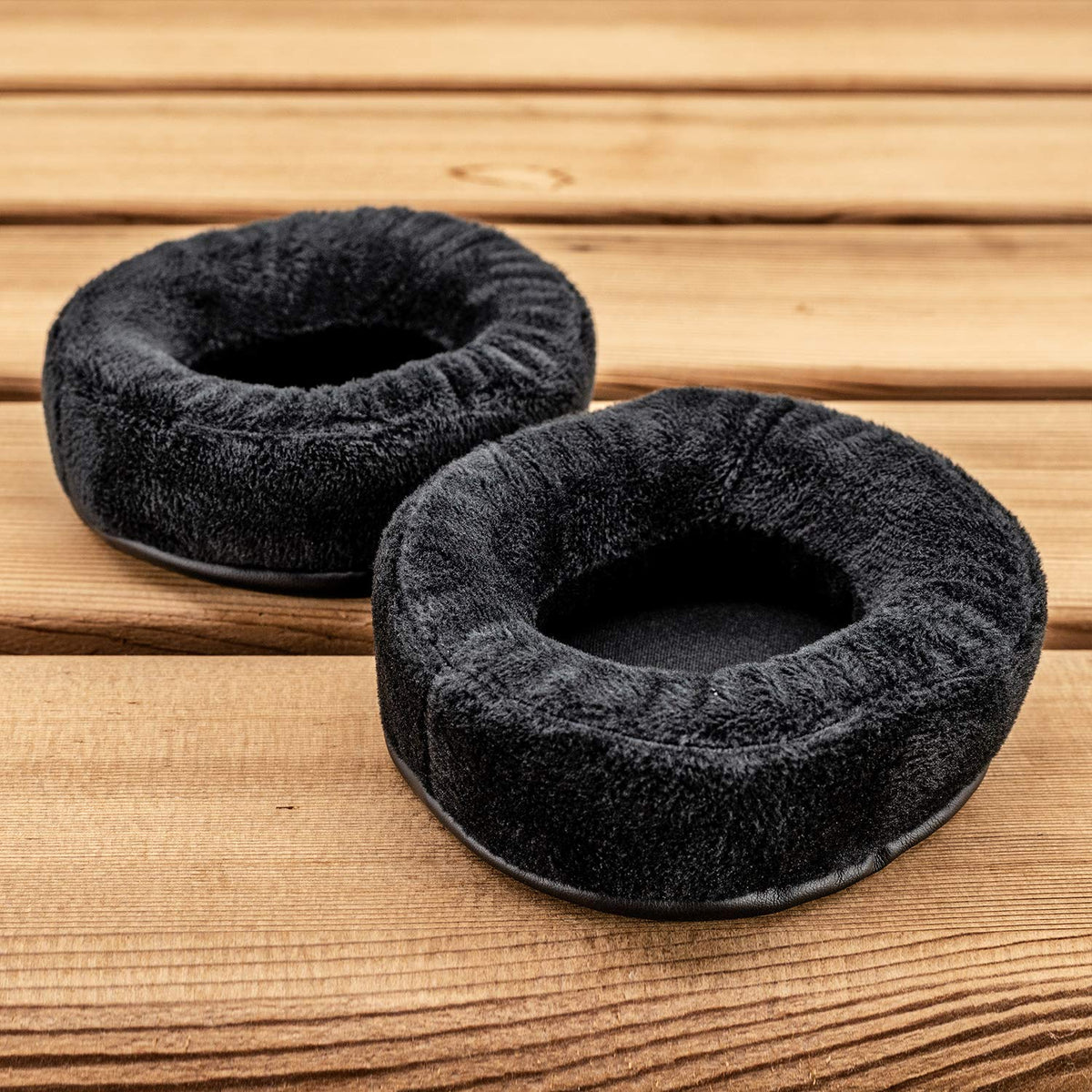 LTYIVABHTTW ear pads for MDR-7506 V6 memory foam close-up