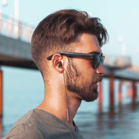 LUDOS Clamor memory foam tips adapt to ears for secure fit.