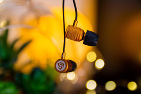 LUDOS Ultra Wired Earbuds memory foam tips offer comfortable listening