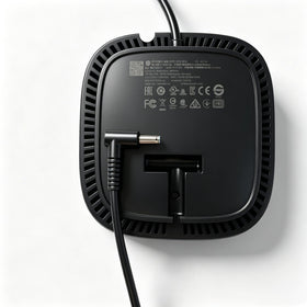 LVYATUO USB-C connector tip close-up for precise fit and reliable contact