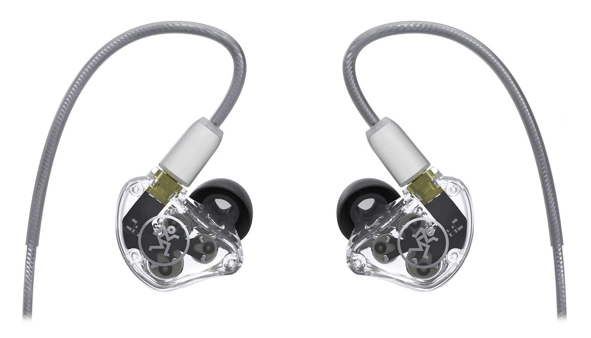 Mackie MP-320 shielded braided cable enhances durability and signal quality.