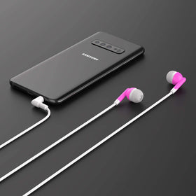 Maeline earbuds compatible with smartphones, tablets, and laptops via 3.5mm jack