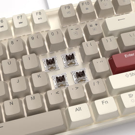 MageGee close-up of double-shot keycaps highlighting texture and anti-slip benefit