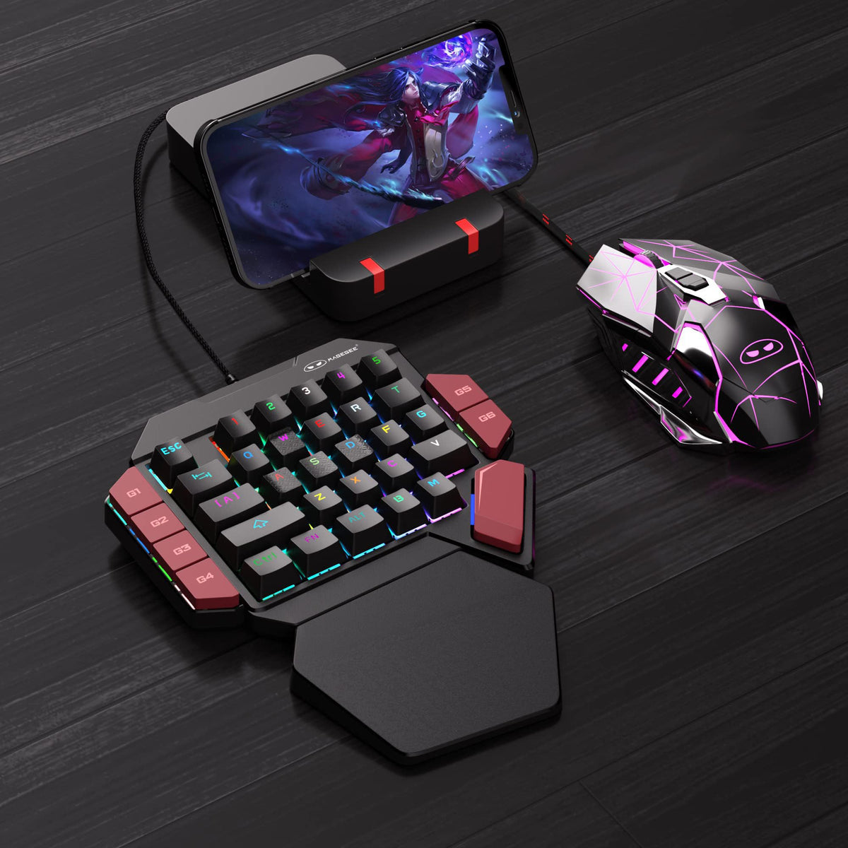 MageGee labeled keys and macro keys showing easy on-device configuration