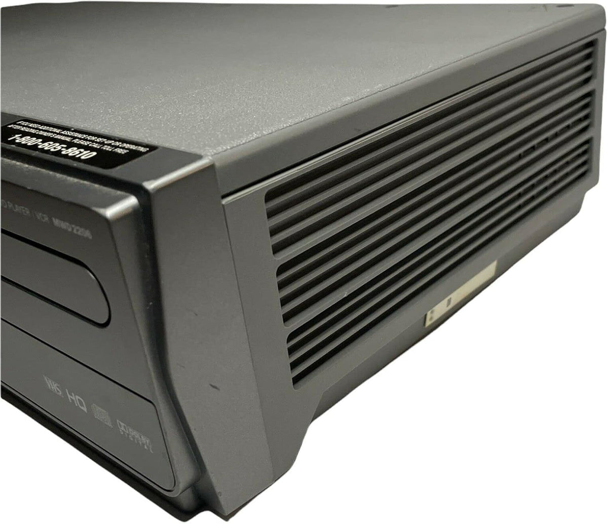 Magnavox MWD2206 S-video output highlights improved video clarity.